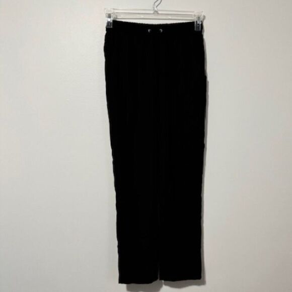 USED Woman's Forever 21 Draw Strings Pants with Pockets Color Black Size Small - Picture 1 of 1